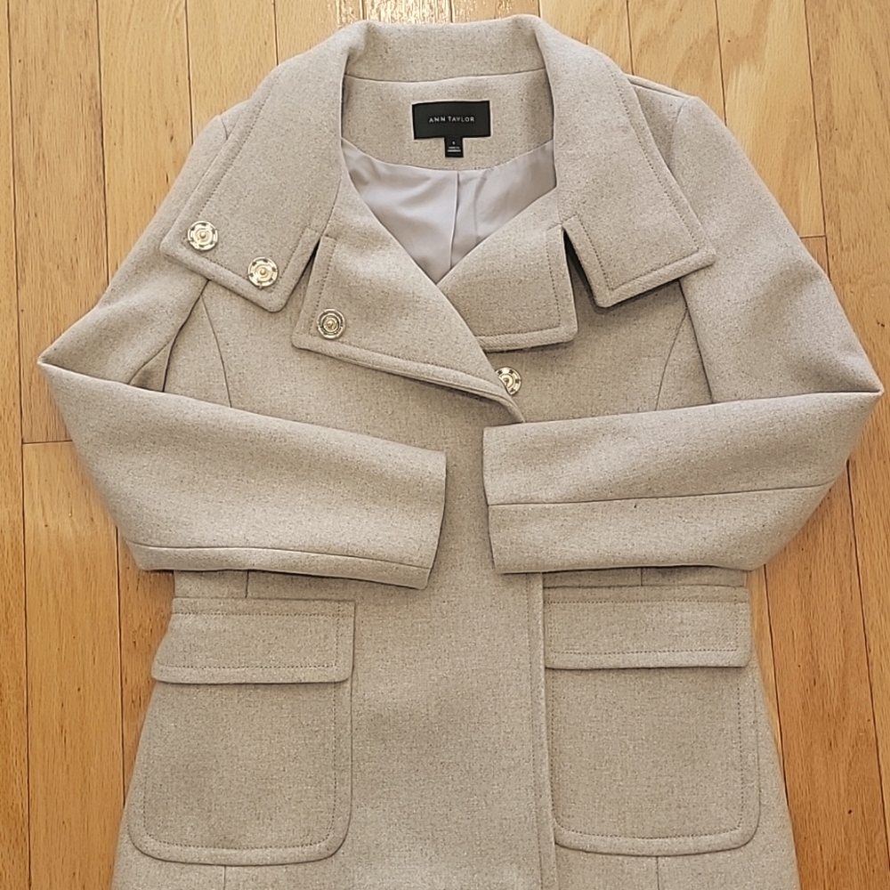 Ann Taylor wool blend peacoat heathered oatmeal sz small
